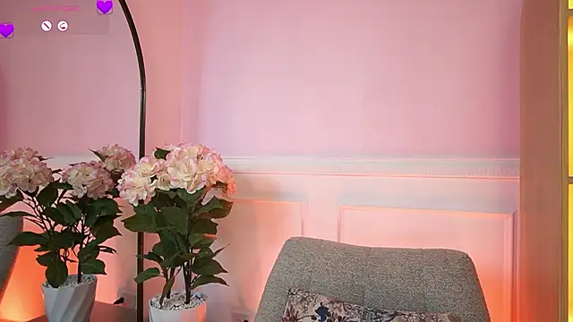 MilaCrave online show from March 2026 12:21:02 PM