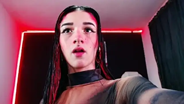 ingrid zese  online show from November 2025 08:30:01 PM