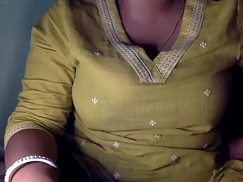 Dimplegirl online show from October 2025 04:02:02 PM