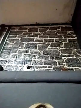 Ashleycam69 online show from November 2025 04:20:02 PM