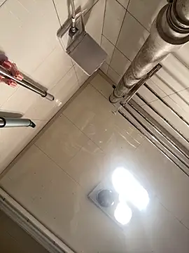 Y2Luvk online show from February 2026 09:48:02 PM