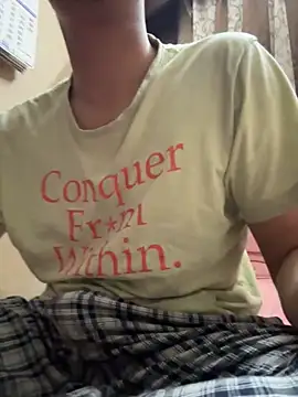 Snapshot of daddytemptation chatting on September 2025 03:17:02 PM daddytemptation online show from September 2025 03:17:02 PM