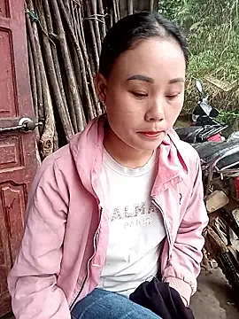 Ruaiuoi online show from February 2026 01:01:02 AM