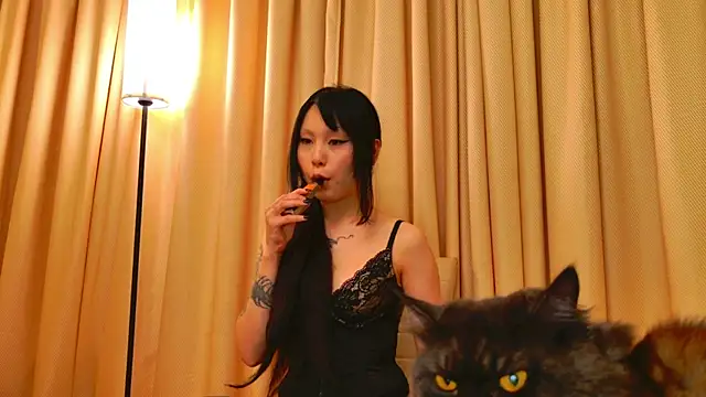 Snapshot of PurpleD1va chatting on June 2026 09:08:02 PM PurpleD1va online show from June 2026 09:08:02 PM