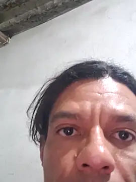 Snapshot of PAROQUI chatting on June 2026 12:03:01 AM PAROQUI online show from June 2026 12:03:01 AM