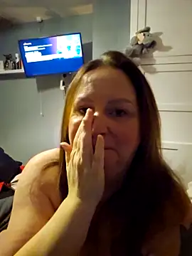 Snapshot of Naughtiness-but-Nice chatting on October 2025 09:48:02 PM Naughtiness-but-Nice online show from October 2025 09:48:02 PM