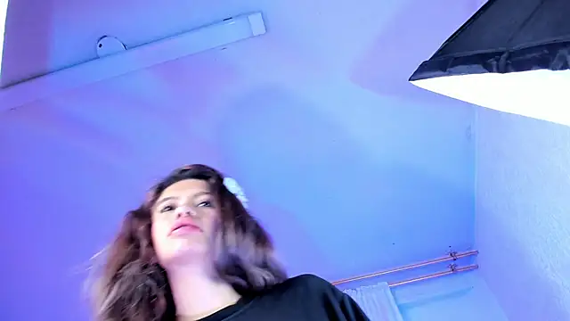 Sofiia cute  online show from November 2025 12:33:02 PM