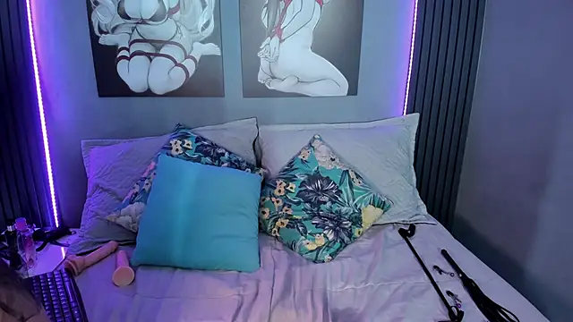 Snapshot of Zara_Snow chatting on November 2025 01:17:02 AM Zara Snow online show from November 2025 01:17:02 AM