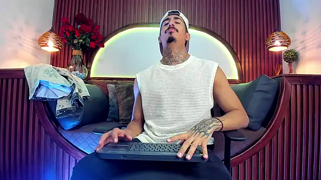 Donovan Desmond online show from February 2026 04:10:01 AM