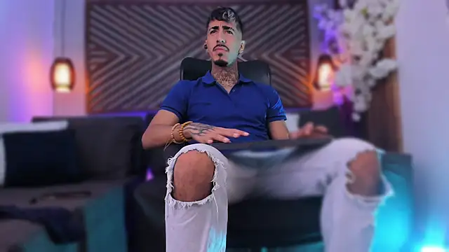 Donovan Desmond online show from February 2026 03:44:02 AM