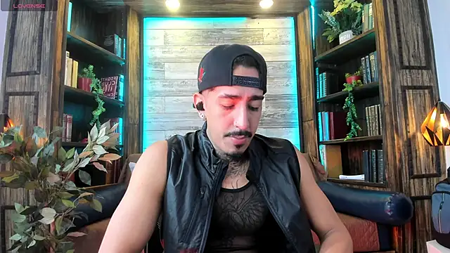 Donovan Desmond online show from June 2026 07:41:01 PM