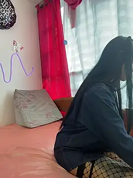 Snapshot of eve_linn99 chatting on October 2025 05:46:02 PM eve linn99 online show from October 2025 05:46:02 PM