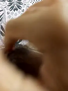 Snapshot of hendy692 chatting on November 2025 02:01:02 AM hendy692 online show from November 2025 02:01:02 AM