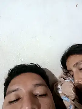 hendy692 online show from December 2025 05:14:01 AM