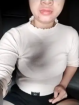 Snapshot of Mie_rose chatting on November 2025 10:56:02 PM Mie rose online show from November 2025 10:56:02 PM