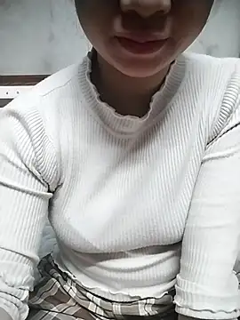 Snapshot of Mie_rose chatting on November 2025 02:00:02 AM Mie rose online show from November 2025 02:00:02 AM