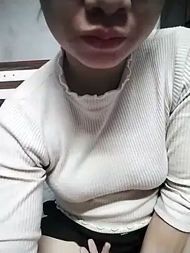 Snapshot of Mie_rose chatting on November 2025 02:23:01 AM Mie rose online show from November 2025 02:23:01 AM