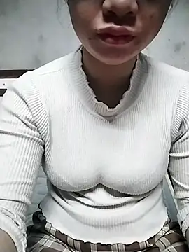 Snapshot of Mie_rose chatting on November 2025 12:13:01 AM Mie rose online show from November 2025 12:13:01 AM