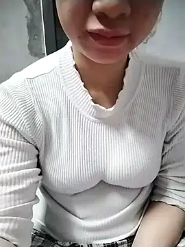 Snapshot of Mie_rose chatting on November 2025 02:04:02 AM Mie rose online show from November 2025 02:04:02 AM