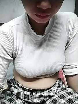 Snapshot of Mie_rose chatting on December 2025 02:21:01 AM Mie rose online show from December 2025 02:21:01 AM