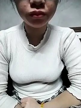 Mie rose online show from February 2026 01:04:01 PM