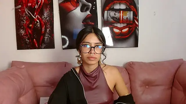 Miahotcs1 online show from February 2026 03:23:02 PM