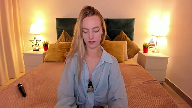 Snapshot of mishapallmer chatting on September 2025 08:27:01 AM mishapallmer online show from September 2025 08:27:01 AM