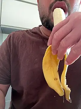 Rodrigopraba online show from March 2026 02:42:01 PM