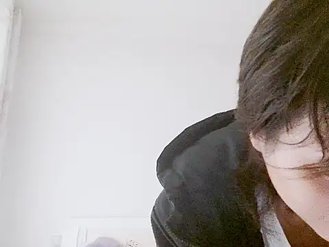 Snapshot of huihui520-- chatting on October 2025 08:34:02 AM huihui520-- online show from October 2025 08:34:02 AM