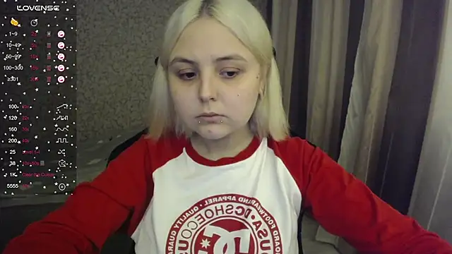 Snapshot of vendymories chatting on September 2025 08:54:01 PM vendymories online show from September 2025 08:54:01 PM