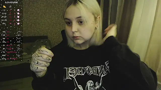 Snapshot of vendymories chatting on November 2025 02:32:02 AM vendymories online show from November 2025 02:32:02 AM