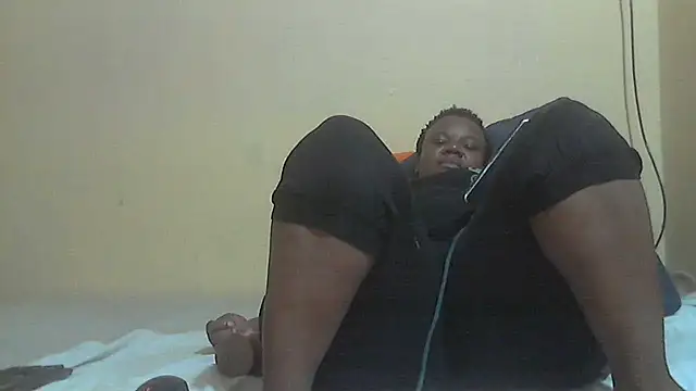 Snapshot of AnnabigpussyXO chatting on January 2026 07:52:02 PM AnnabigpussyXO online show from January 2026 07:52:02 PM