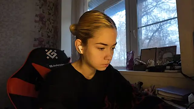 Witching Moon online show from November 2025 08:26:01 AM