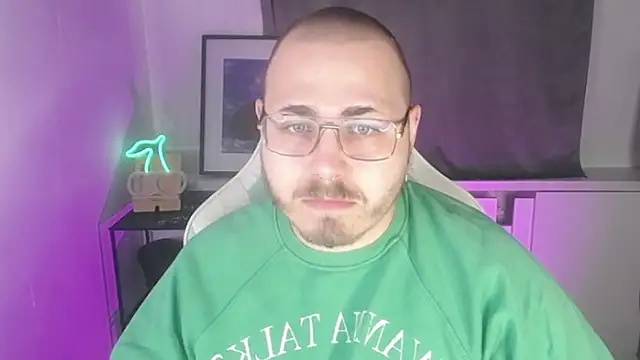 Snapshot of FabianKinky chatting on September 2025 04:56:01 PM FabianKinky online show from September 2025 04:56:01 PM