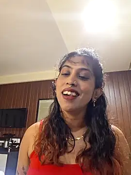 Snapshot of Love_Beauty01 chatting on June 2026 04:28:02 PM Love Beauty01 online show from June 2026 04:28:02 PM