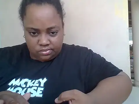 Snapshot of Karamelsaus chatting on September 2025 03:23:02 PM Karamelsaus online show from September 2025 03:23:02 PM