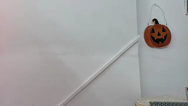 Lizbeth Rouse online show from October 2025 11:45:02 AM