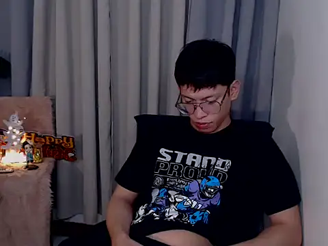 Snapshot of pinkcock_froi2305 chatting on October 2025 07:19:02 AM pinkcock froi2305 online show from October 2025 07:19:02 AM