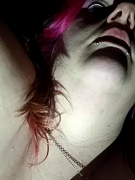 Snapshot of PainPriness chatting on November 2025 08:02:02 AM PainPriness online show from November 2025 08:02:02 AM