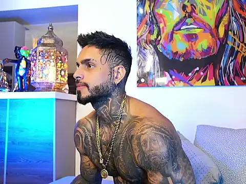 logan hugh8 online show from September 2025 02:55:01 AM