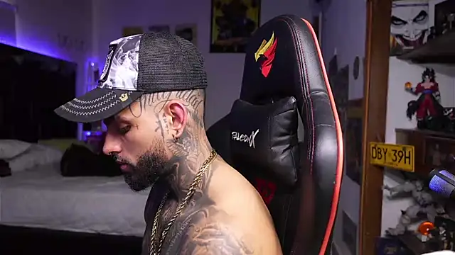 logan hugh8 online show from April 2026 06:55:02 PM