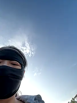 Snapshot of coco-o chatting on September 2025 11:10:02 PM coco-o online show from September 2025 11:10:02 PM