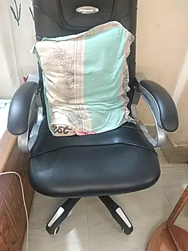 Nupur12s online show from October 2025 05:49:02 AM