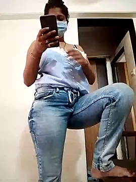 Love Foreverr12 online show from October 2025 09:06:02 AM