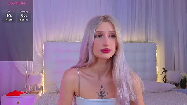 Monica Leen online show from March 2026 06:25:02 AM