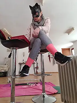 SweetSun69 online show from April 2026 12:57:01 PM