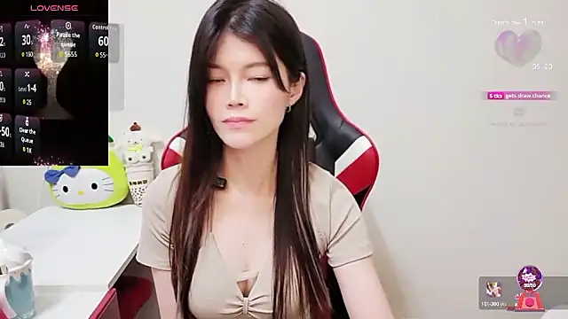 Snapshot of Alina10932 chatting on September 2025 06:57:02 AM Alina10932 online show from September 2025 06:57:02 AM