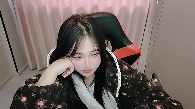 xxz98 online show from April 2026 07:45:01 AM