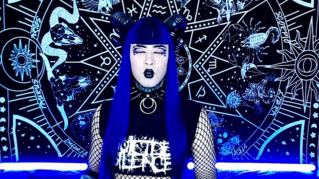 naomi satan online show from November 2025 12:44:02 AM