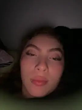 Snapshot of Samantha_2190 chatting on October 2025 04:34:01 AM Samantha 2190 online show from October 2025 04:34:01 AM